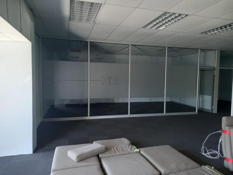 To Let commercial Property for Rent in Fairview Eastern Cape